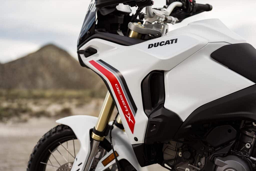 ducati-desertx-v2-2026-01 ducati-desertx-v2-2026-01