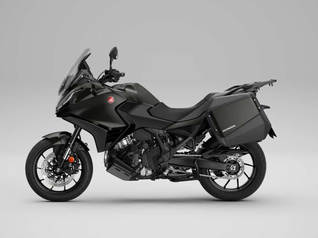 23YM HONDA NT1100 23YM HONDA NT1100