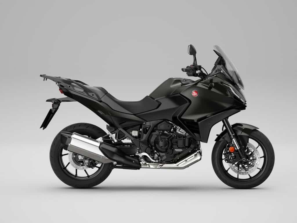 23YM HONDA NT1100 23YM HONDA NT1100