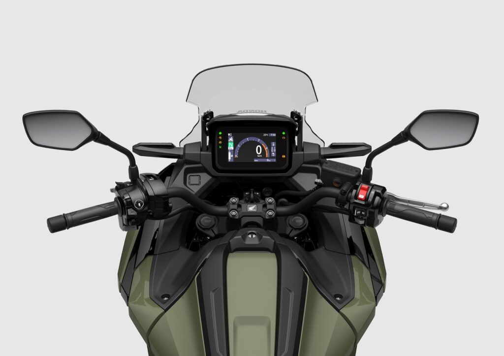 honda-nc750x-04-detail-cockpit honda-nc750x-04-detail-cockpit