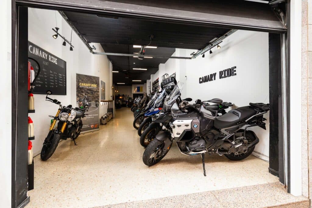 Canary-ride-Gran-canaria-office-workshop-12 svg+xml;charset=utf