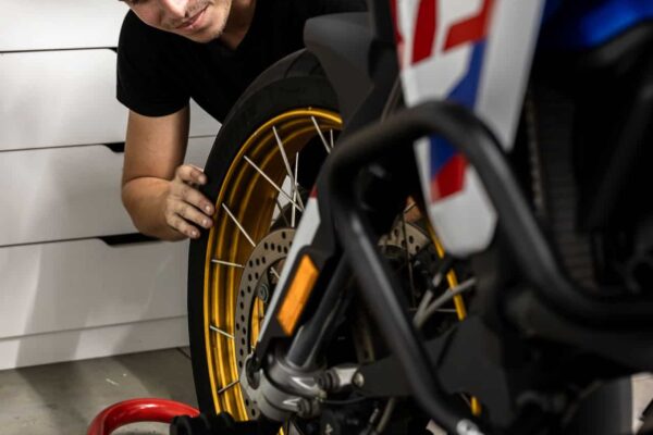 Canary-ride-Tenerife-office-workshop-8