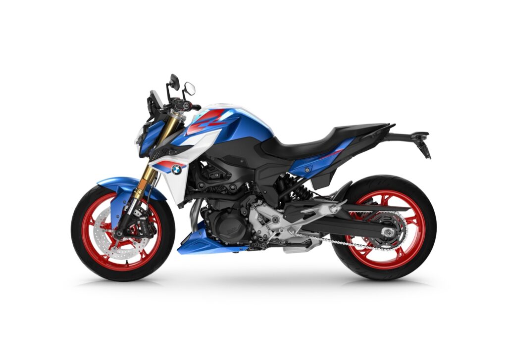 bmw-f900r-25 bmw-f900r-25