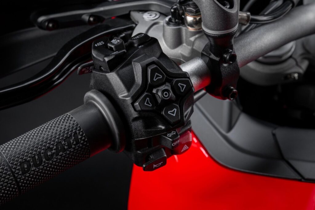 ducati-multistrada-v2-68 ducati-multistrada-v2-68