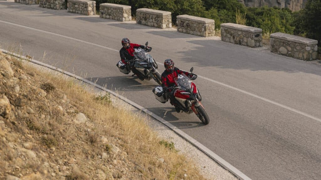 ducati-multistrada-v4-rally-33-lifestyle-02 ducati-multistrada-v4-rally-33-lifestyle-02