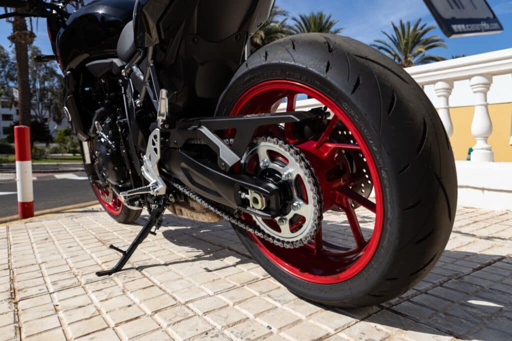 suzuki-gsx8tt-21 suzuki-gsx8tt-21