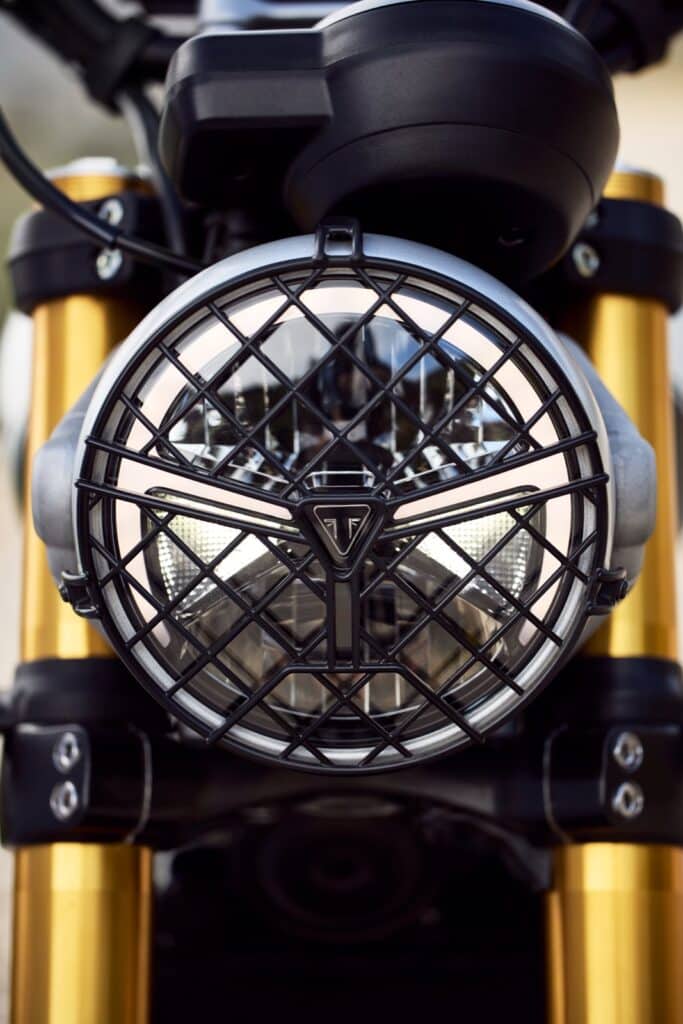 triumph-scrambler-400x-57 triumph-scrambler-400x-57