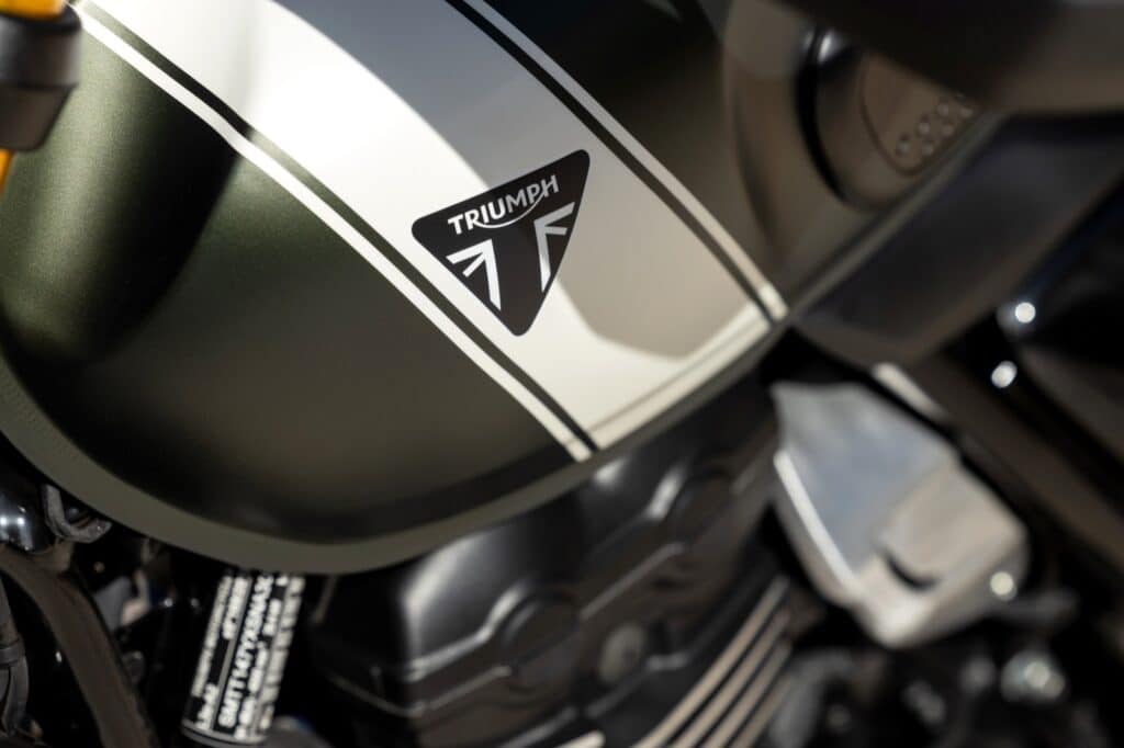 triumph-scrambler-400x-59 triumph-scrambler-400x-59