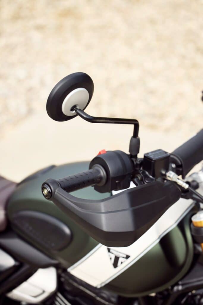 triumph-scrambler-400x-60 triumph-scrambler-400x-60