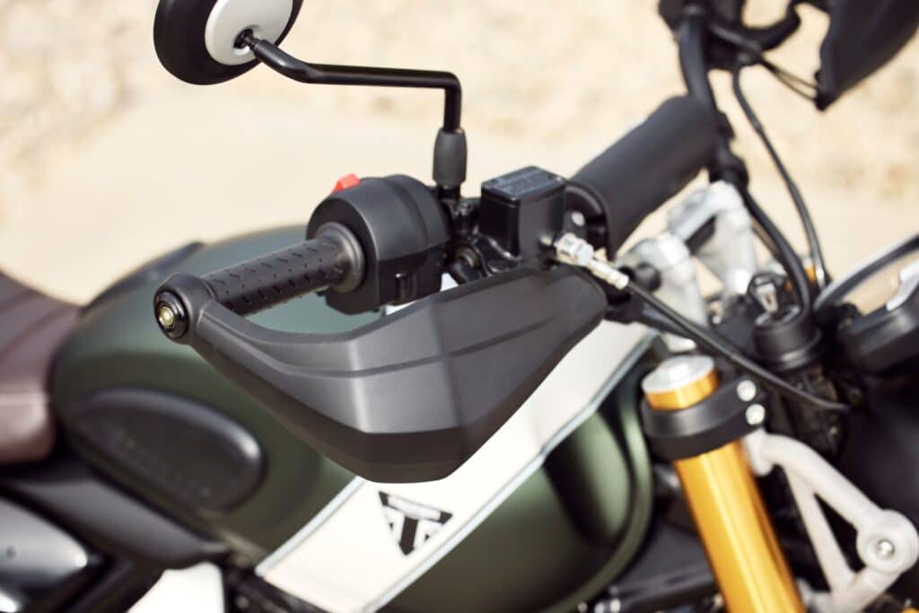 triumph-scrambler-400x-61 triumph-scrambler-400x-61