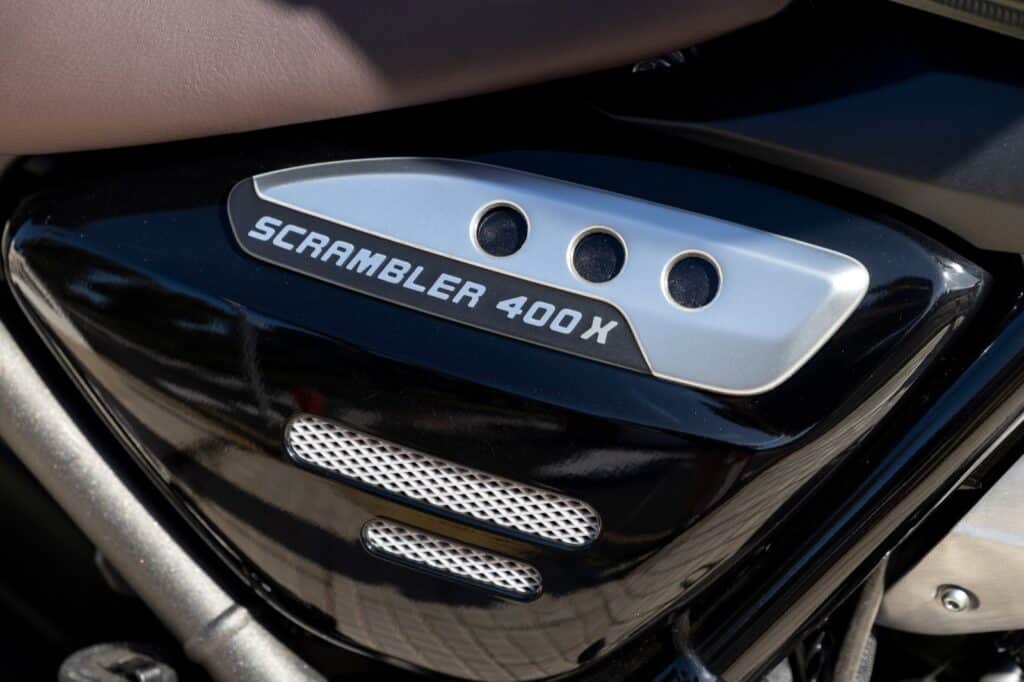triumph-scrambler-400x-64 triumph-scrambler-400x-64