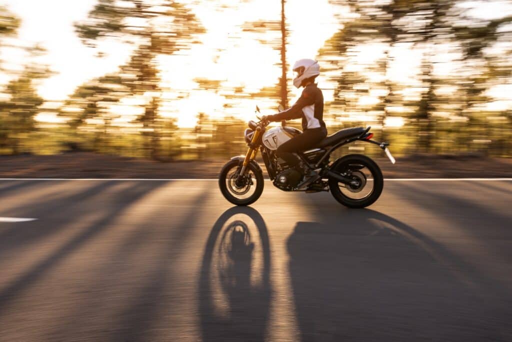 triumph-speed-400-22 triumph-speed-400-22