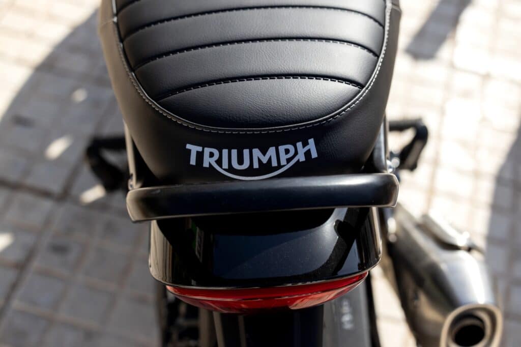 triumph-speed-400-31 triumph-speed-400-31