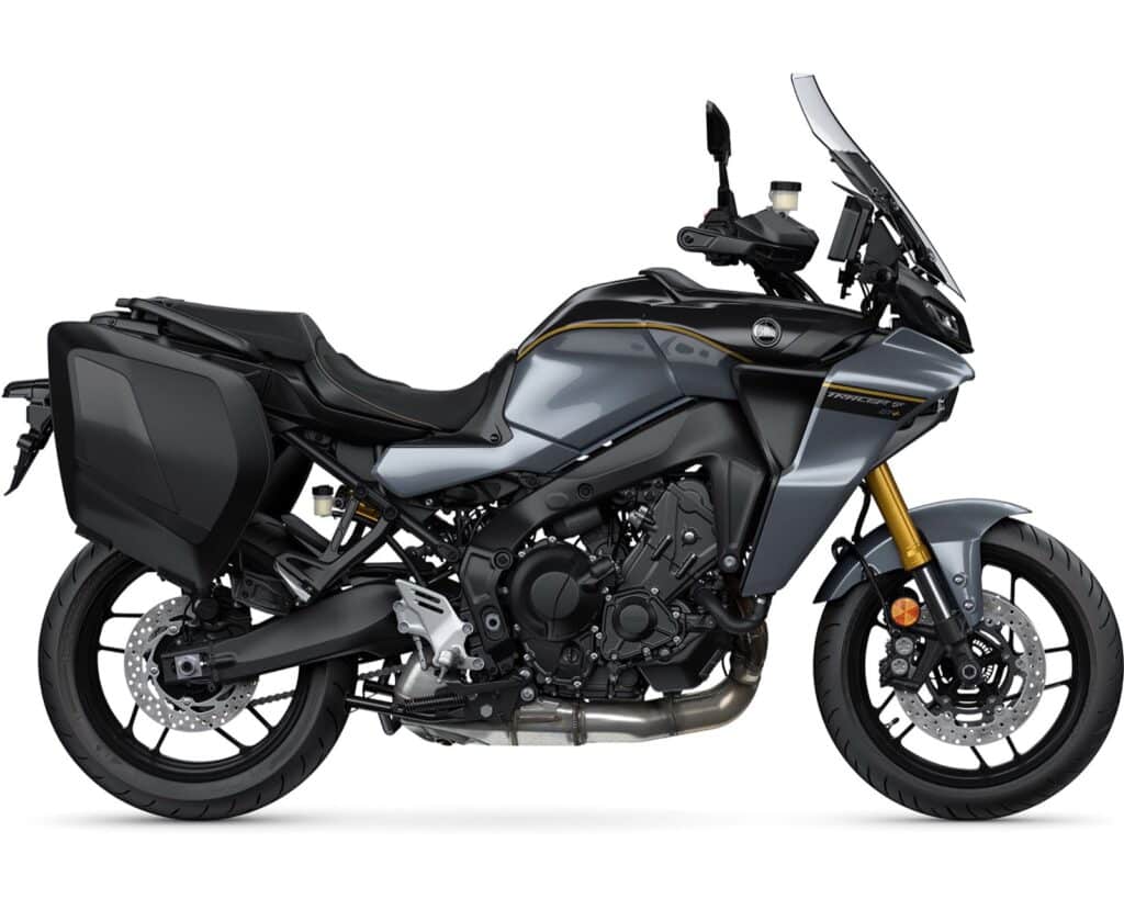 yamaha-tracer-9-gt-plus-01-studio-storm-grey-side yamaha-tracer-9-gt-plus-01-studio-storm-grey-side