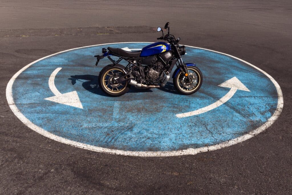 yamaha-xsr700-03 yamaha-xsr700-03