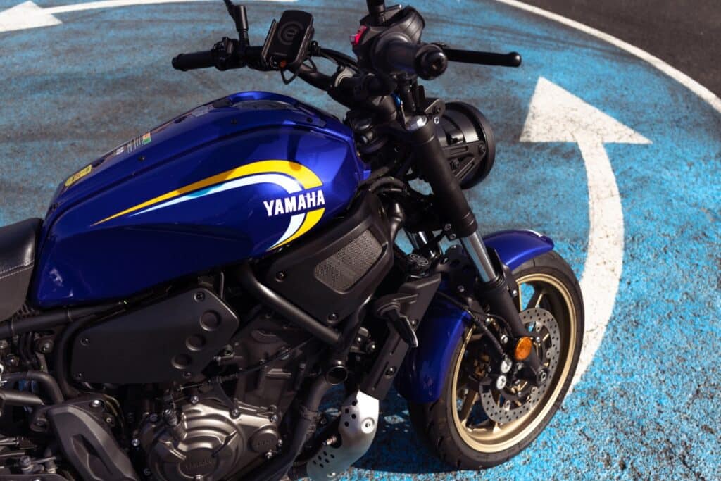 yamaha-xsr700-05 yamaha-xsr700-05