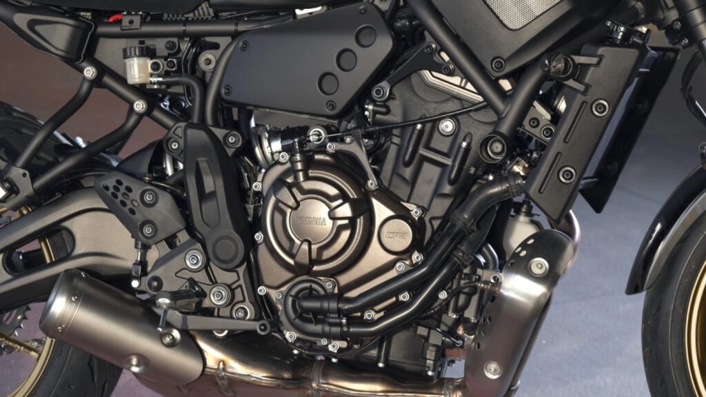 yamaha-xsr700-06 yamaha-xsr700-06