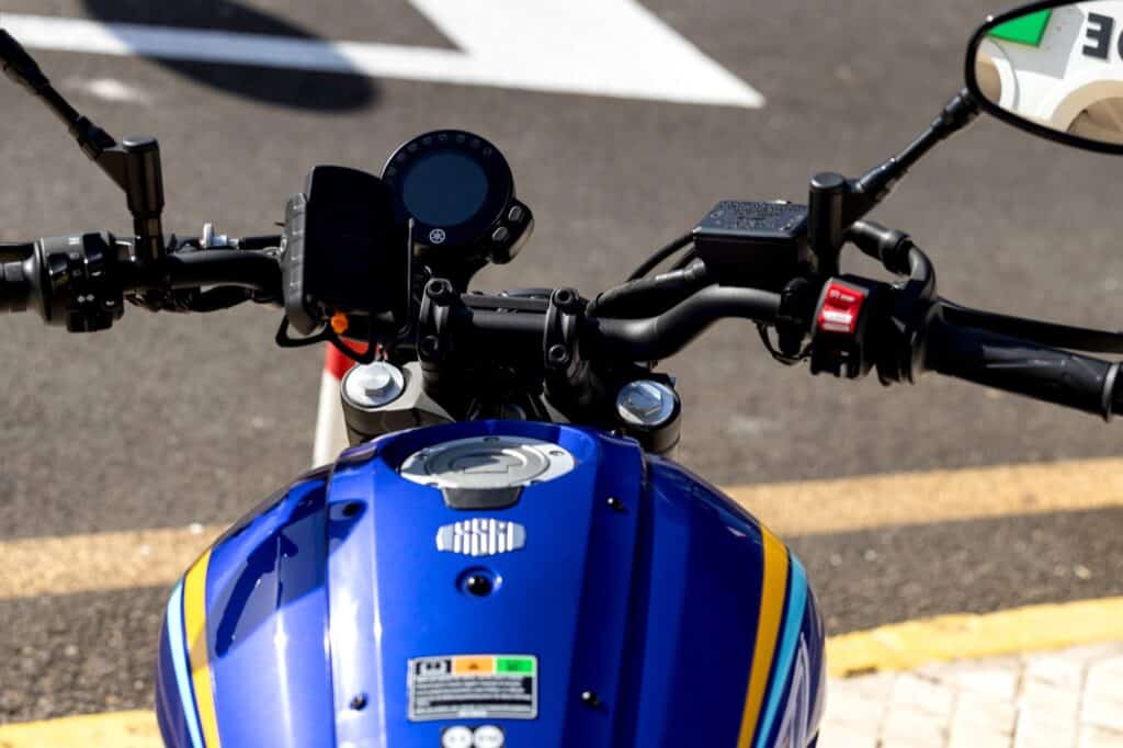 yamaha-xsr700-26 yamaha-xsr700-26
