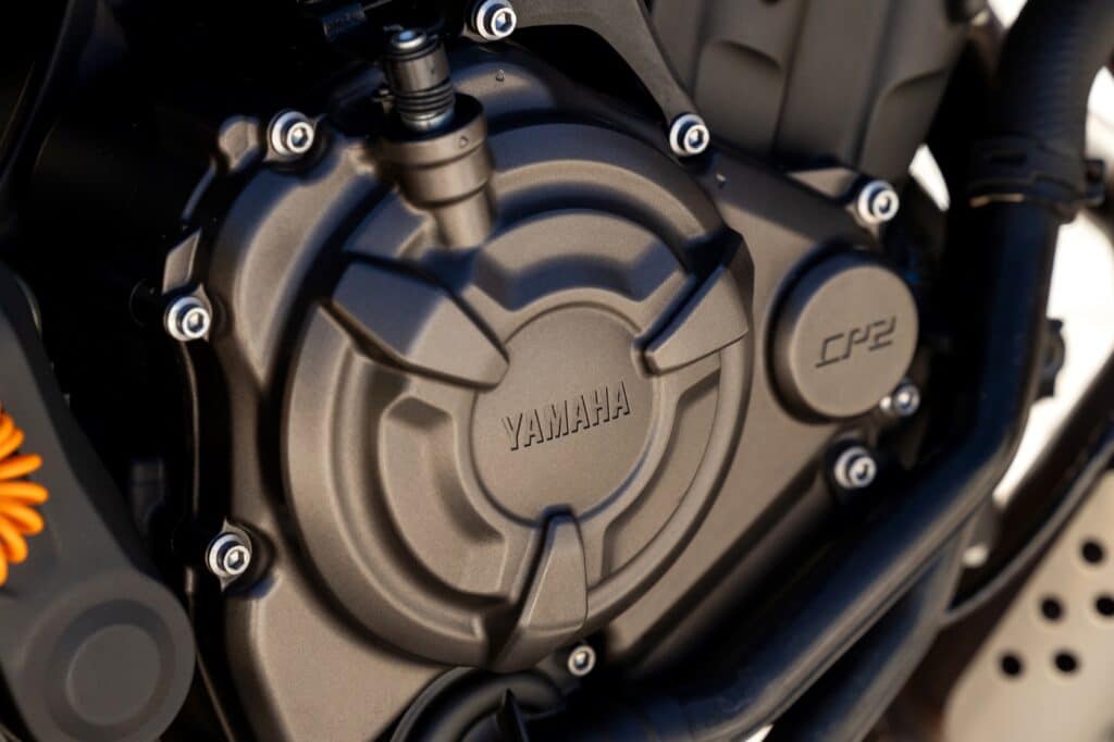 yamaha-xsr700-30 yamaha-xsr700-30