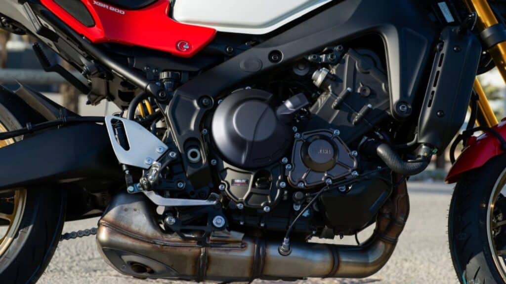 yamaha-xsr900-31 yamaha-xsr900-31