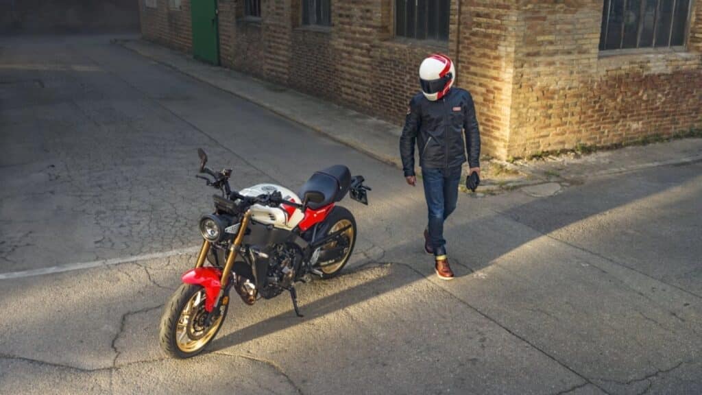 yamaha-xsr900-33 yamaha-xsr900-33